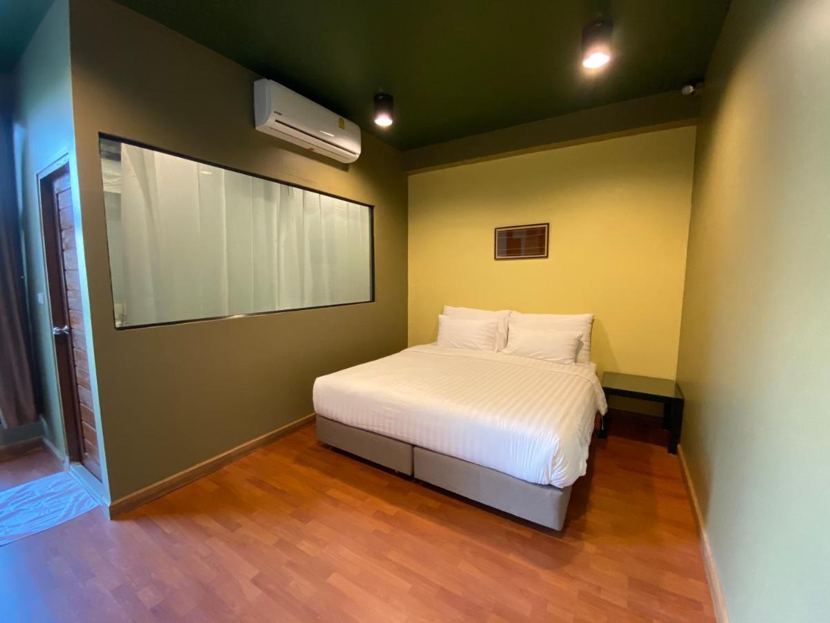 Work Den Chiangrai Hotell Chiang Rai Exteriör bild