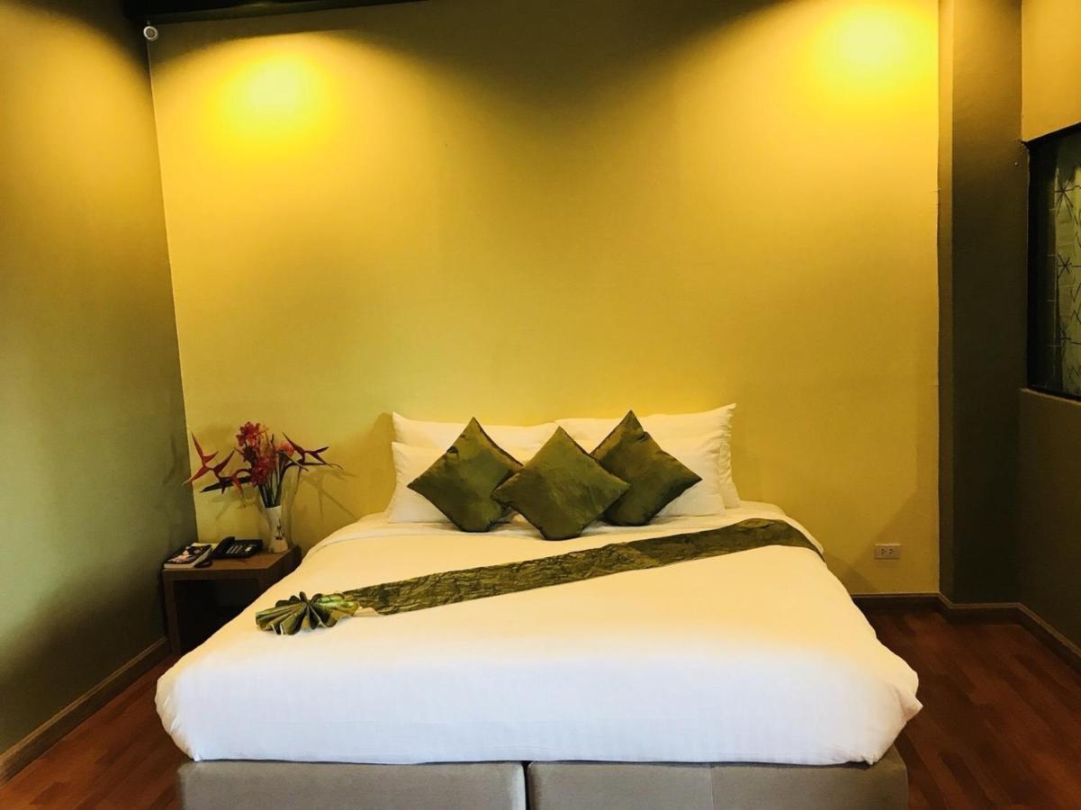 Work Den Chiangrai Hotell Chiang Rai Exteriör bild