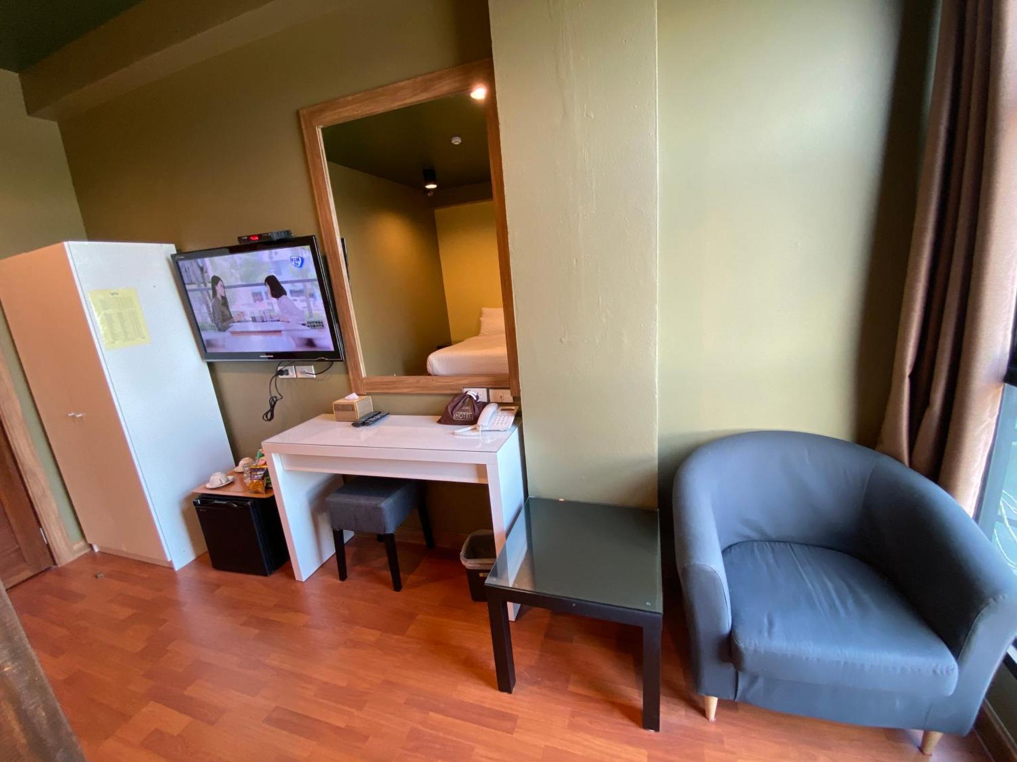 Work Den Chiangrai Hotell Chiang Rai Exteriör bild